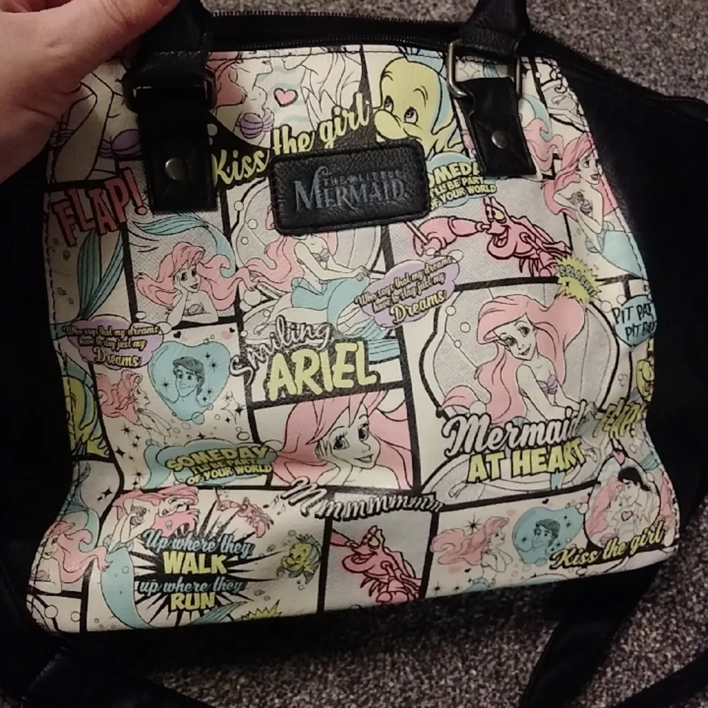 Disney Ariel Comic Print Women's Bag - Picture 7 of 8
